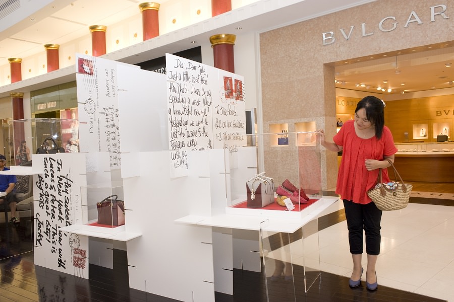 アート感のあるオブジェから、買い物への気持ちも高まる