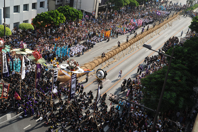 いよいよ綱挽が始まる