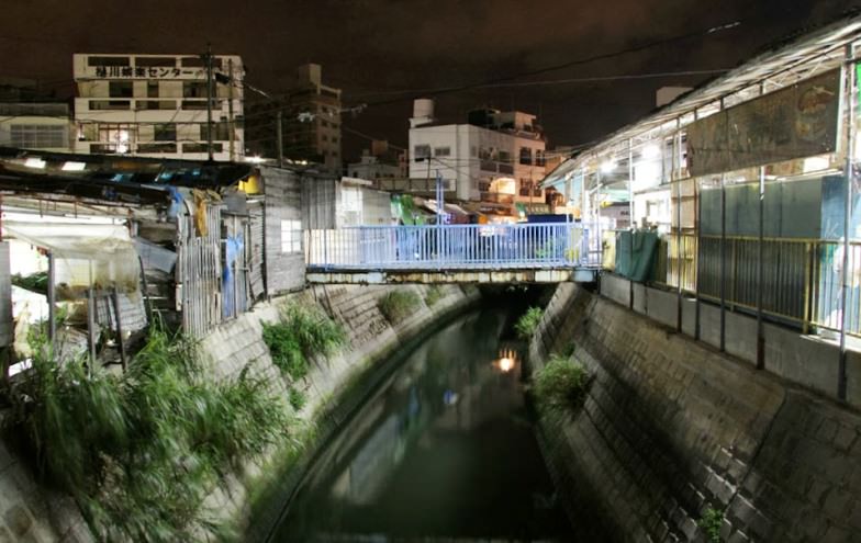 まるでアジアの市場の雰囲気