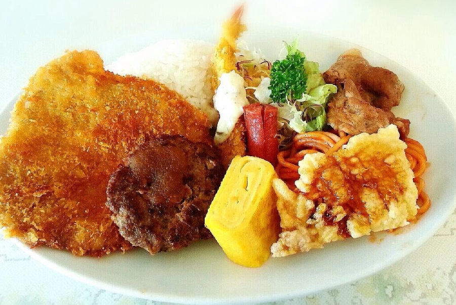 大人のお子様ランチ！ドライブインレストランハワイのＡランチ