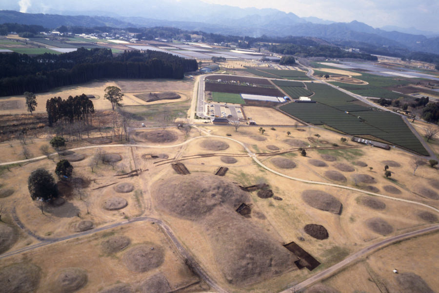 第一支群。古墳時代を通して、各種の古墳が築造された