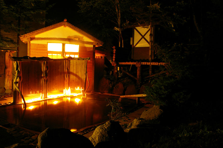 夜の中村屋・露天風呂