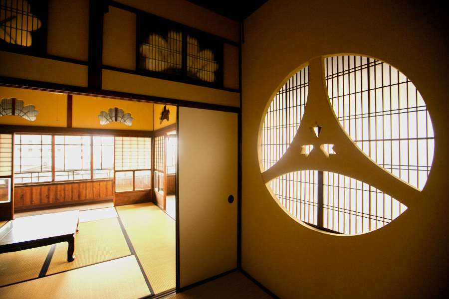 高浜虚子が俳句を詠んだ「三宜楼」3階の客間