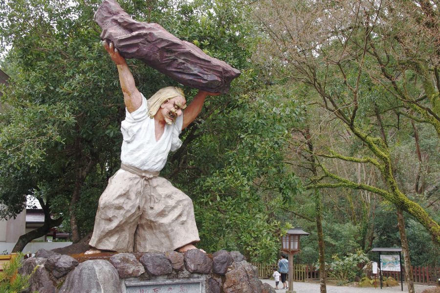 タヂカラオノミコト御神像