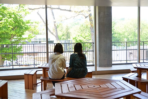 キリン館休憩コーナー