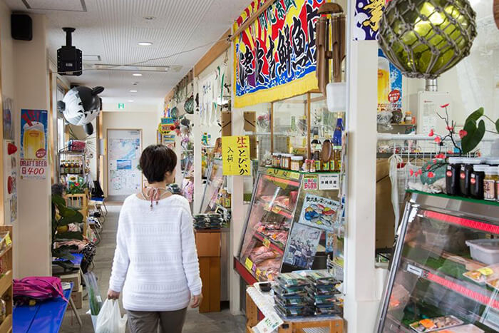 拝所やビーチなど島内散歩がおすすめの記事イメージ