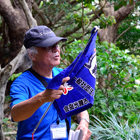 気品あふれる王朝時代へガイドとタイムトラベル