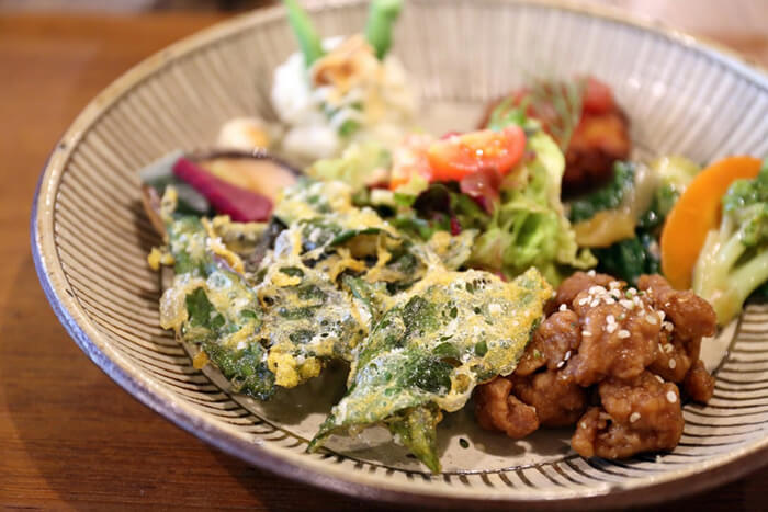 自然食とおやつ mana（マナ）のヴィーガン料理