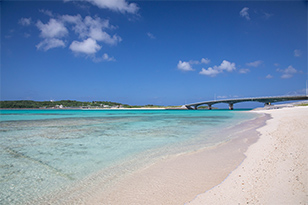 米崎（よねざき）ビーチ｜伊平屋島