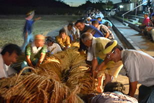 我喜屋（がきや）大綱引き