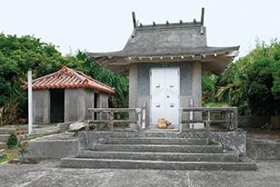 里遺跡（御嶽）