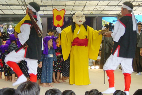 種子取祭の様子（竹富町観光協会）