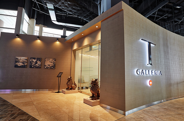 国内旅行で免税ショッピングができるのは、日本で沖縄だけ。DFS限定物も！