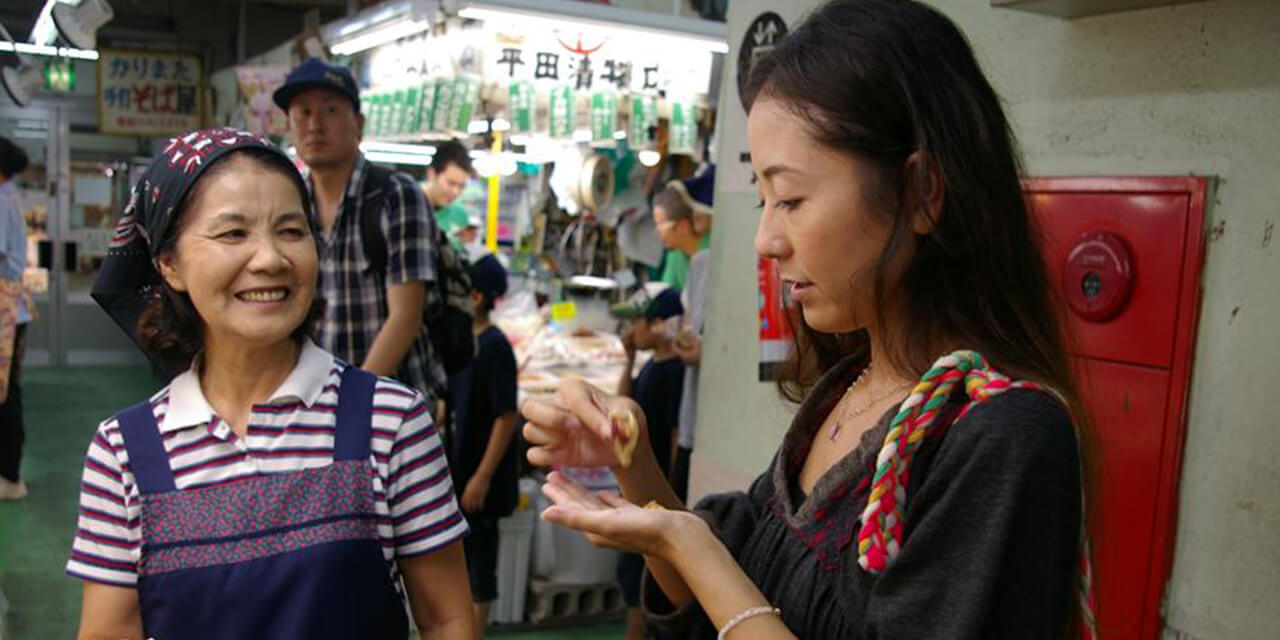 牧志公設市場の楽しみ方　ぶらり散策に昼飲み、ハシゴ酒。の記事イメージ