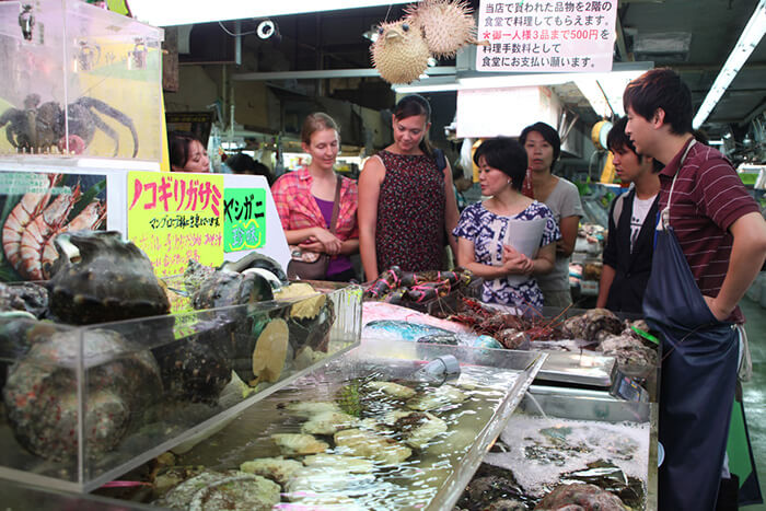 市場案内付き料理ツアーがあるの記事イメージ