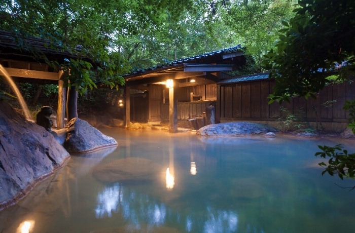 黒川温泉　旅館　山河