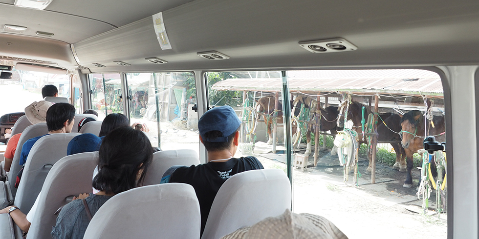 バックヤードツアー