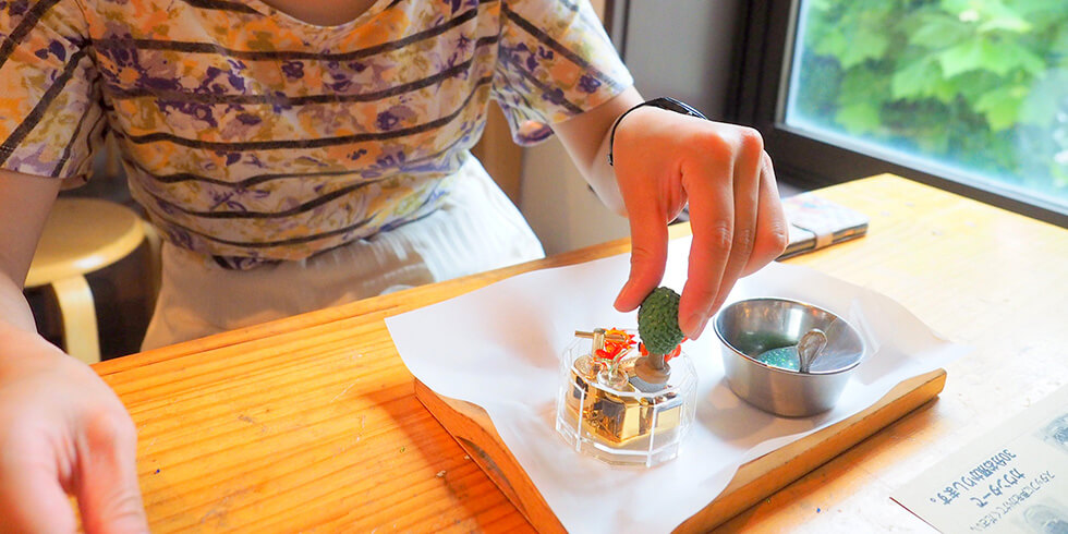 オルゴール作り体験の様子