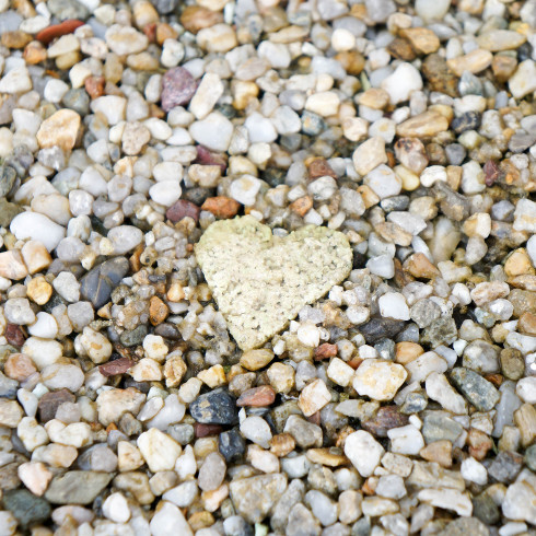 展望台にはかわいいハート型の石