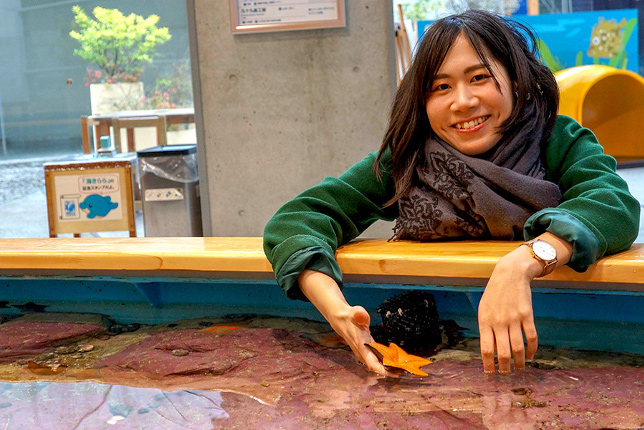 生きものにタッチ