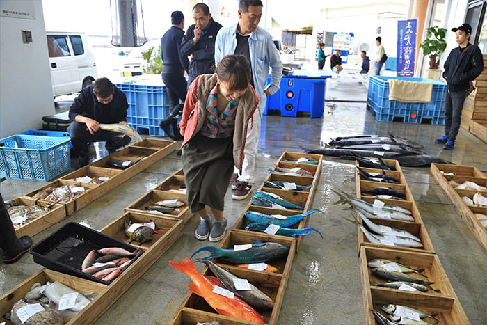 都屋漁港（とやぎょこう）