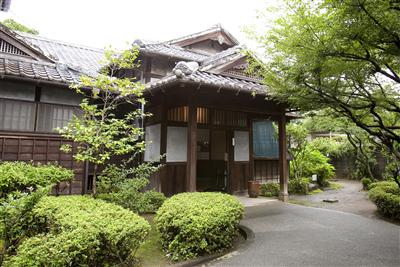 夏目漱石内坪井旧居