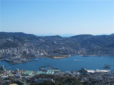 稲佐山から長崎港を望む