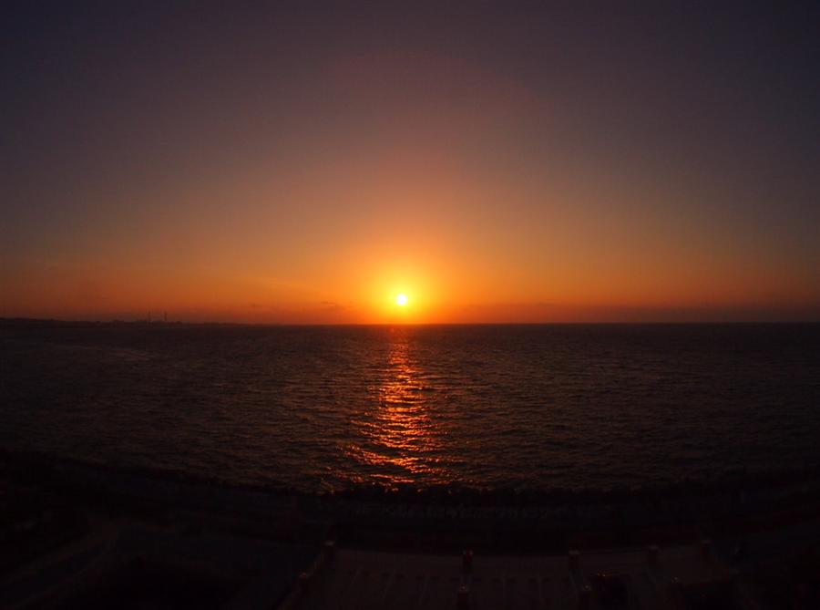 ゆったり沖縄旅で心身をリフレッシュ 秋の女子旅でおすすめしたい9のこと 特集 たびらい