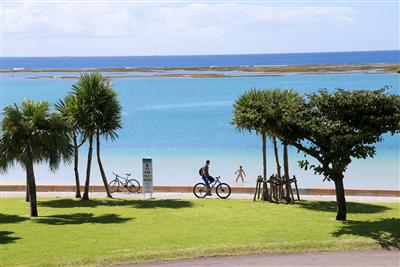 北谷のビーチカルチャーを体感する旅