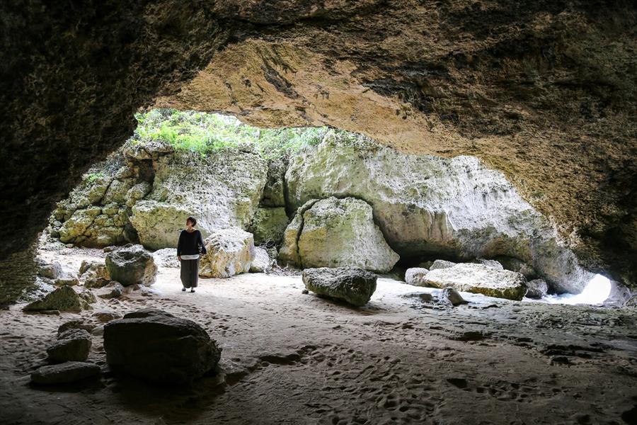 ニャティヤ洞内