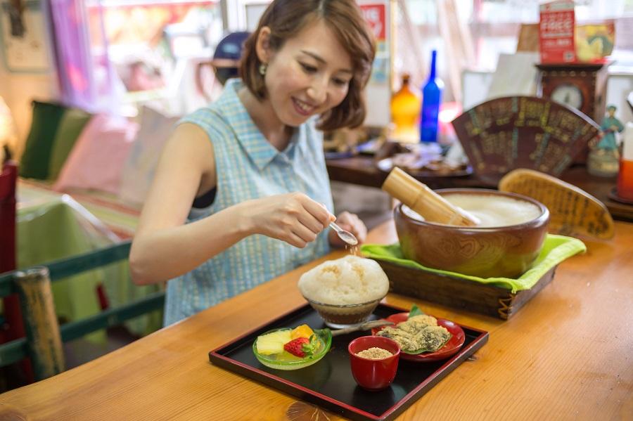 ぶくぶく茶専門店 嘉例山房 かりぃさんふぁん 伝統の ぶくぶく茶 を楽しむならココ 首里城近くの老舗店 たびらい ぶくぶく茶専門店 嘉例山房 かりぃさんふぁん 伝統の ぶくぶく茶 を楽しむならココ 首里城近くの老舗店 たびらい