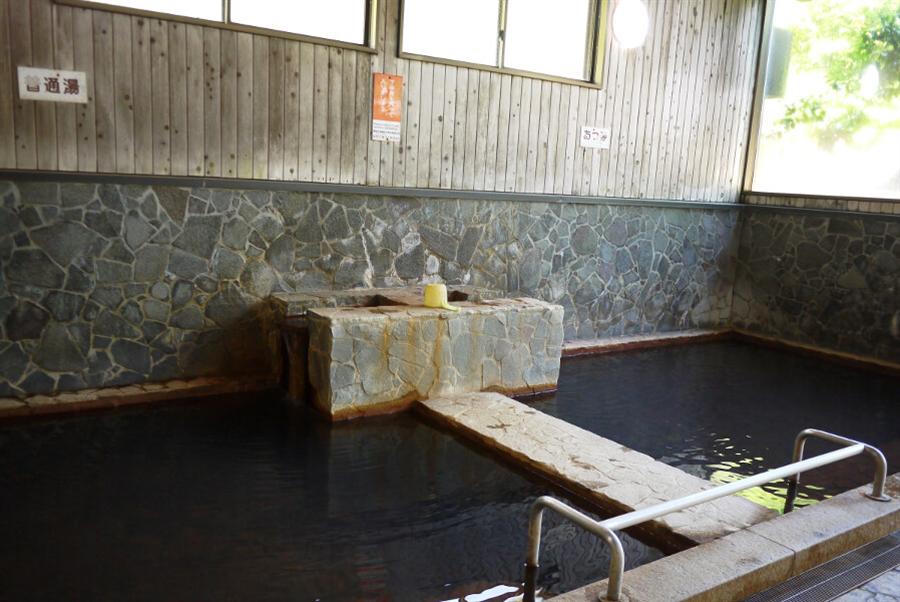 療養効果の高い温泉で国民保養温泉地に指定されている