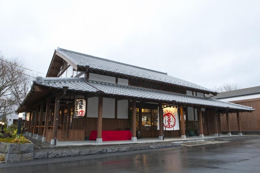 懐かしい和の雰囲気漂う店舗