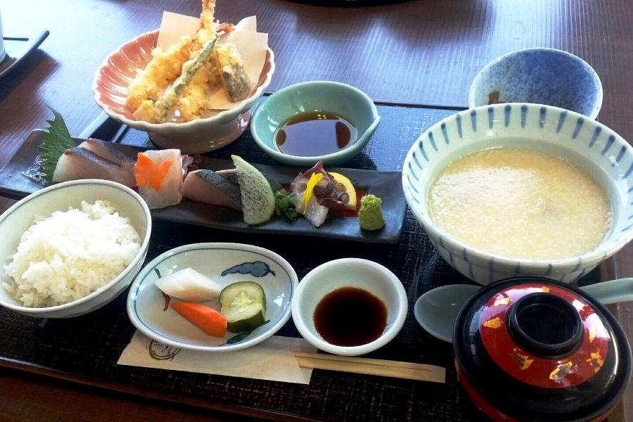 豊後水道の海の幸をたっぷりと楽しめます
