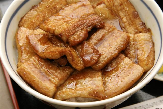 豚丼