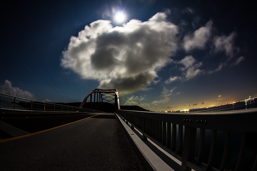 伊計大橋の星空