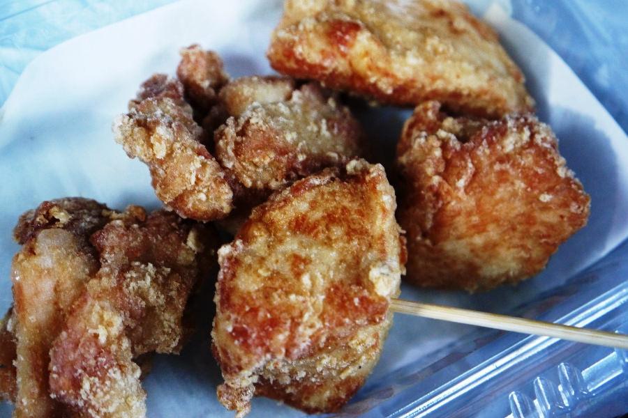 何個でも食べられる飽きないおいしさ。あつあつを召し上がれ 何個でも食べられる飽きないおいしさ。あつあつを召し上がれ