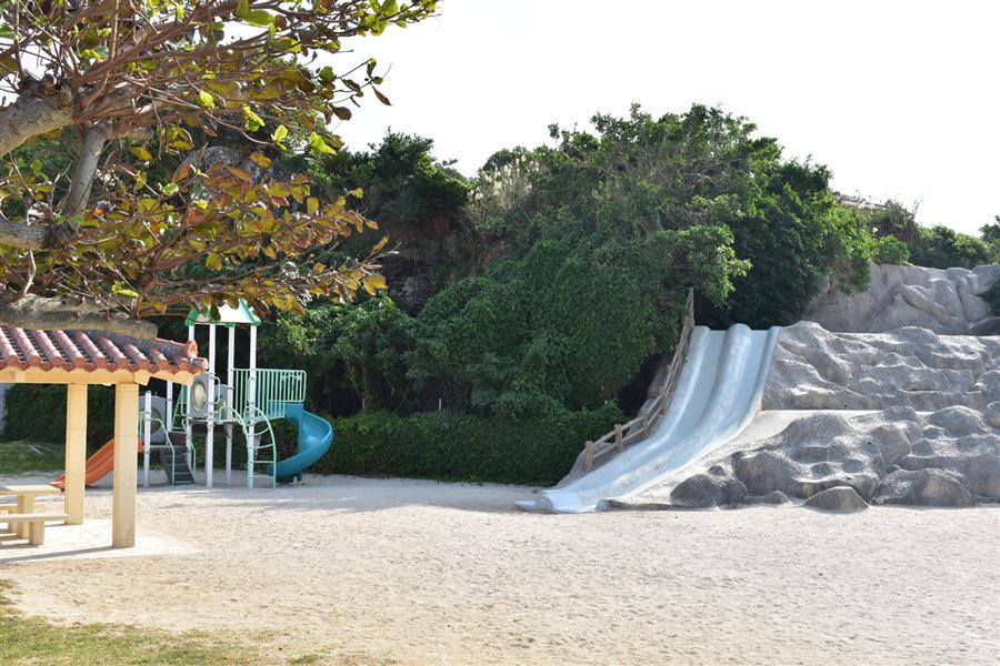 能欣賞絕美海景的溜滑梯小秘境 泊城公園交通指南 Tabirai Japan 能欣賞絕美海景的溜滑梯小秘境 泊城公園交通指南 Tabirai Japan