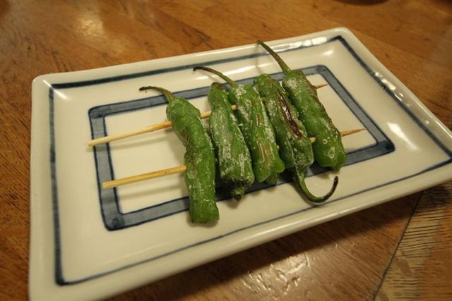 焼鳥 伊志井