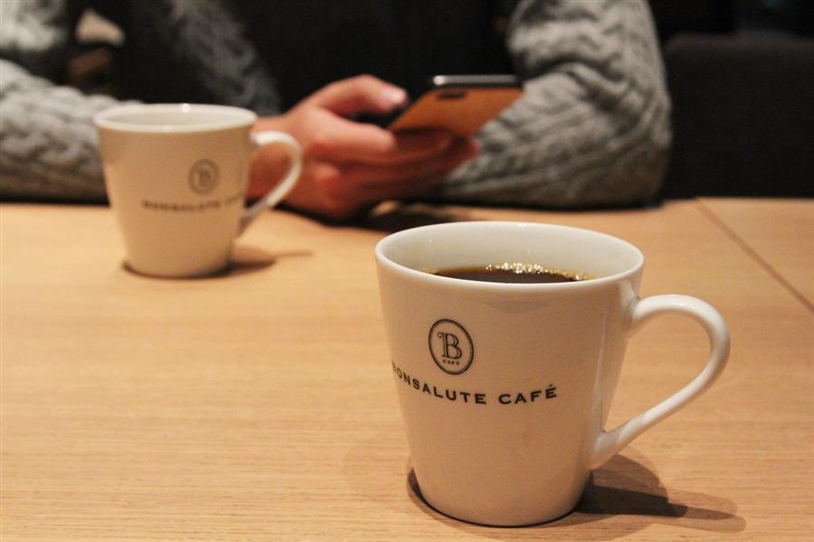 札幌駅前、アクセス抜群の「ホテルグレイスリー札幌」でコーヒー時間。