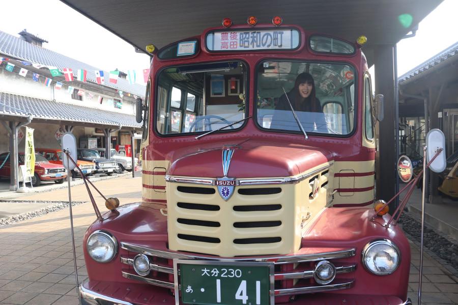 車内に入って記念撮影が可能