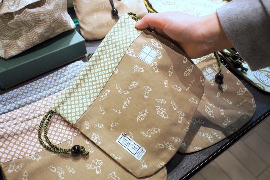 金森赤レンガ倉庫でお土産選び