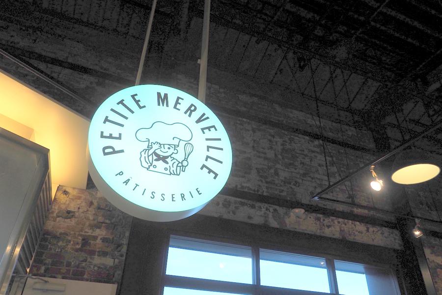 金森赤レンガ倉庫でカフェ休憩