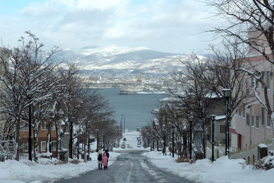 異国情緒を感じる坂道