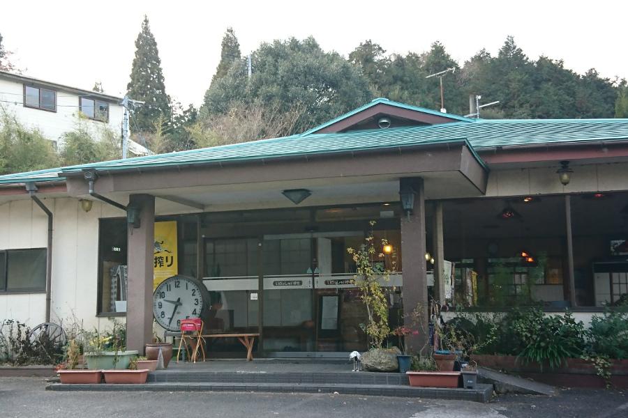 県道60号沿いなので、ドライブ中に立ち寄ってみては