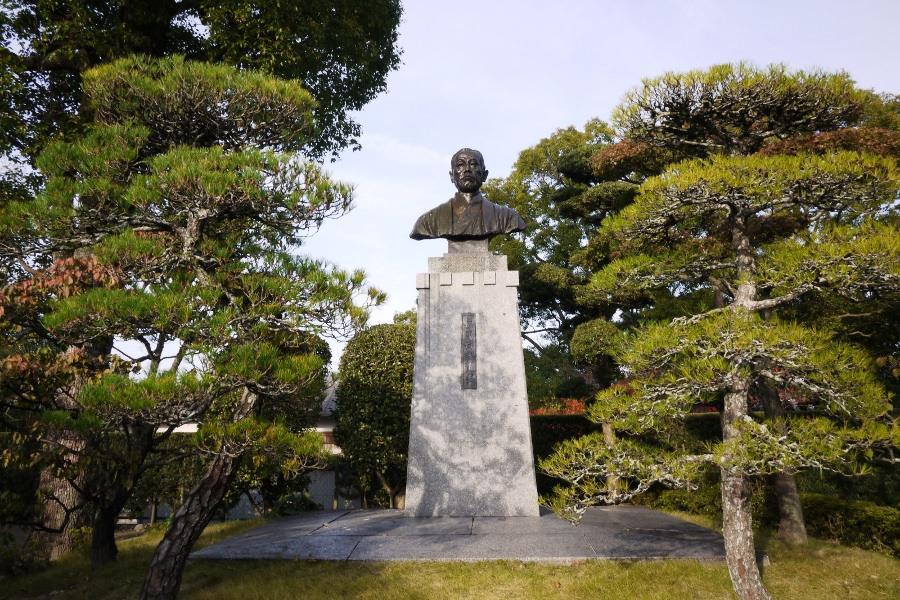 日本の夜明けに奔走した偉人の資料を多数展示