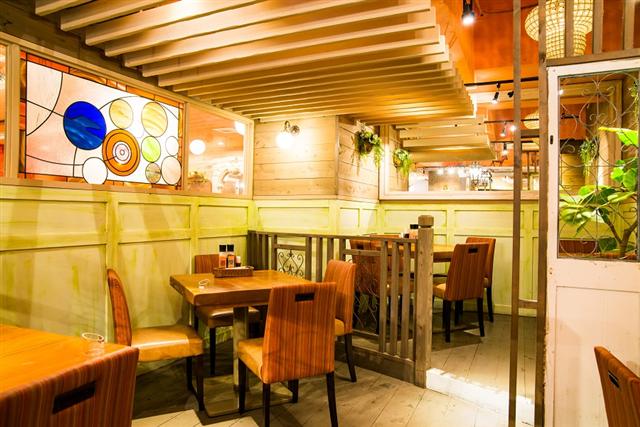 JUMBO STEAK HAN’S（ハンズ） 松山店の店内