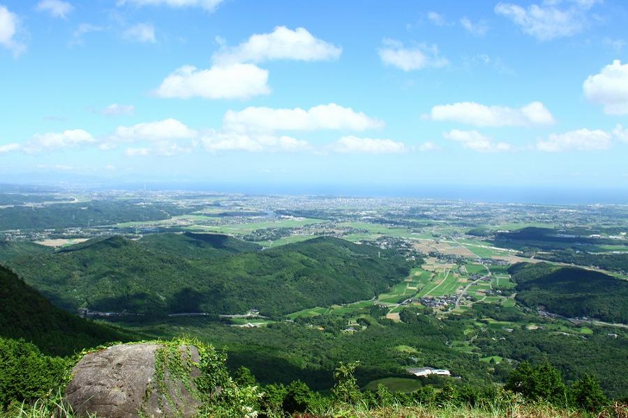 八面山から見る中津市街地の風景