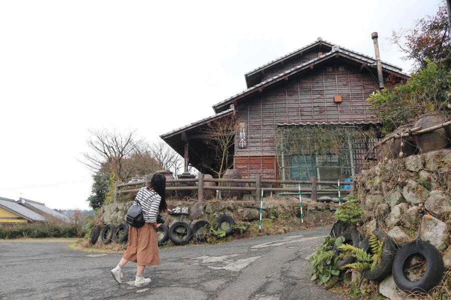 日月窯は窯元ながらcafeも営業