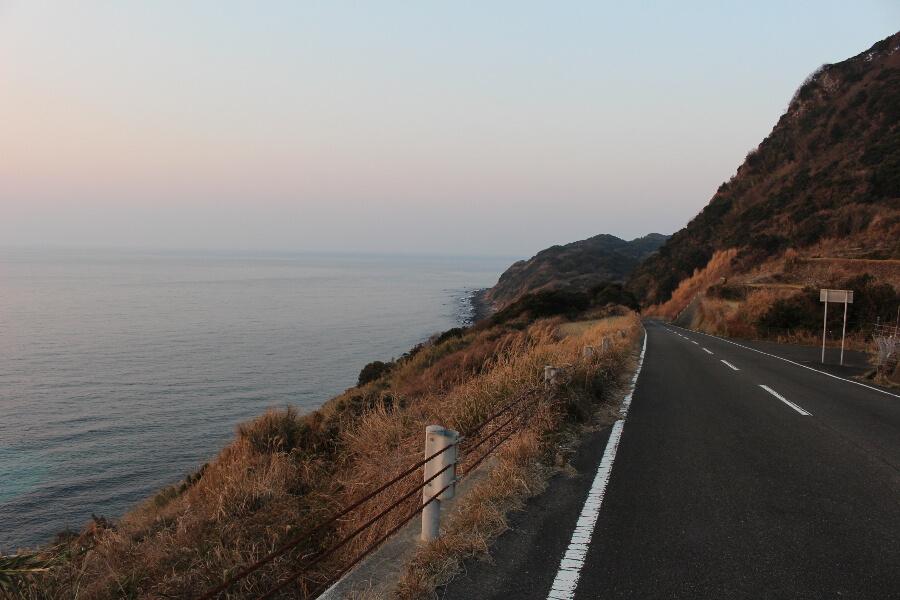 生月島では美しい景色が続く島を一周してみましょう